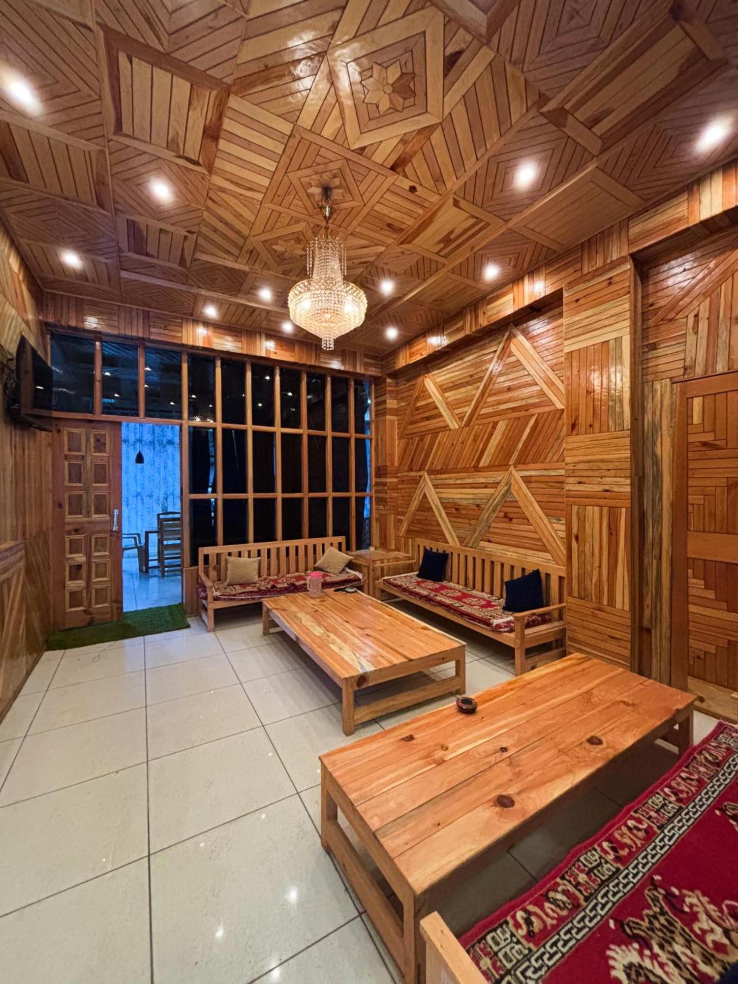 River Edge Home Stay Lugvalley Kullu Bagian luar foto